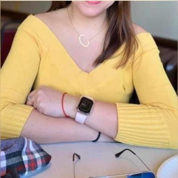 URBAN BEHAVIOR Yellow deep V-neck 3/4 sweater long top - Picture 1 of 9